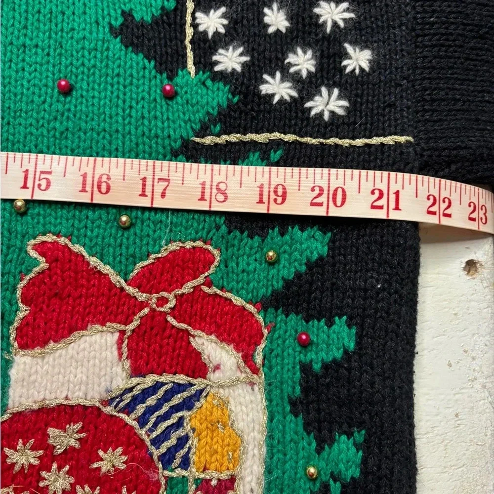 Vintage 90s Black Graphic Knit Embellished Ugly Christmas Sweater Size Large - Picture 4 of 7